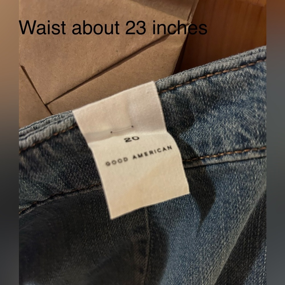 Good American Good Ease Relaxed Utility Jeans NWT Size 20 Plus 34” Inseam tall - Picture 5 of 11